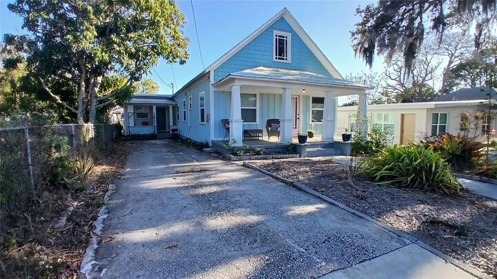 Property Photo:  542 Division Street  FL 34689 