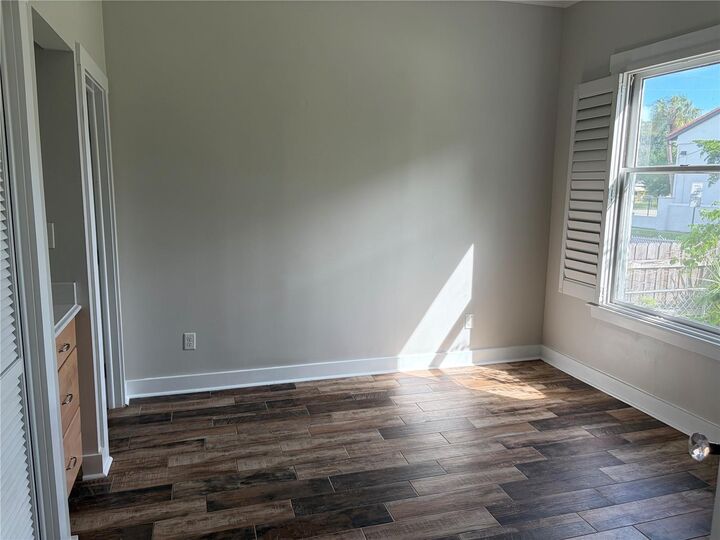 Property Photo: 1577 7th Street FL 34236