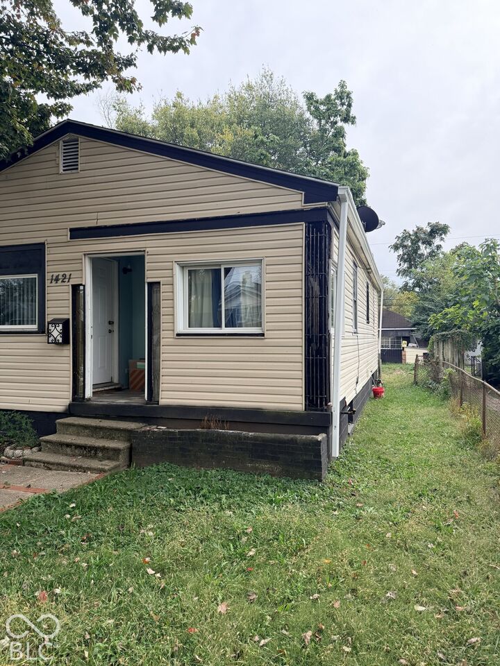 Property Photo: 1421 W 25th IN 46208