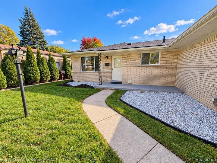 Property Photo: 8330 Sunburst MI 48015 1541