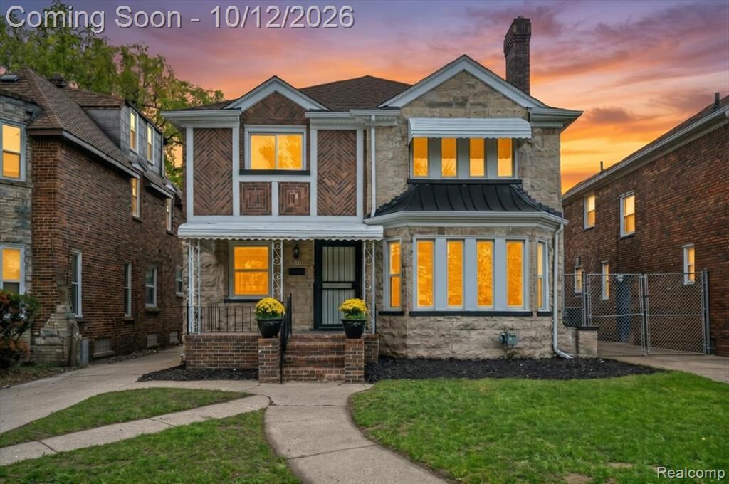 Property Photo: 18411 Santa Barbara Drive MI 48221 2147