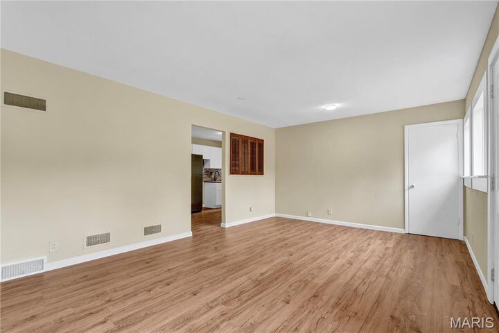 Property Photo:  10508 Lilac Avenue  MO 63137 