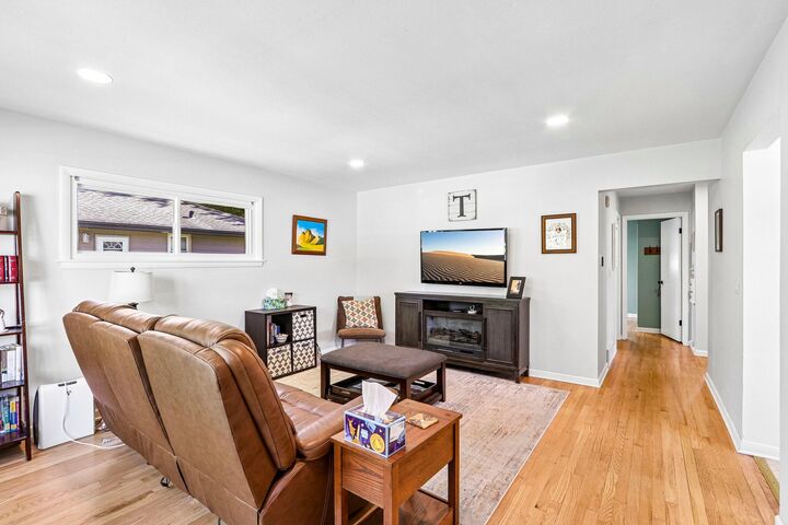 Property Photo: 2309 Easy St WI 53188