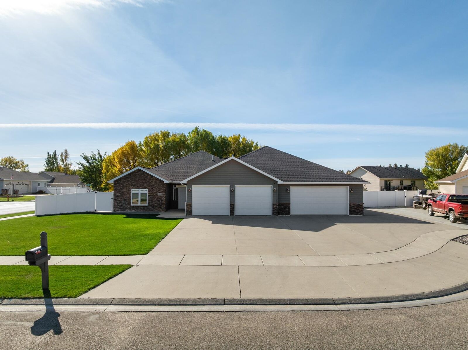 Property Photo:  1216 Hiawatha St. SE  ND 58701 