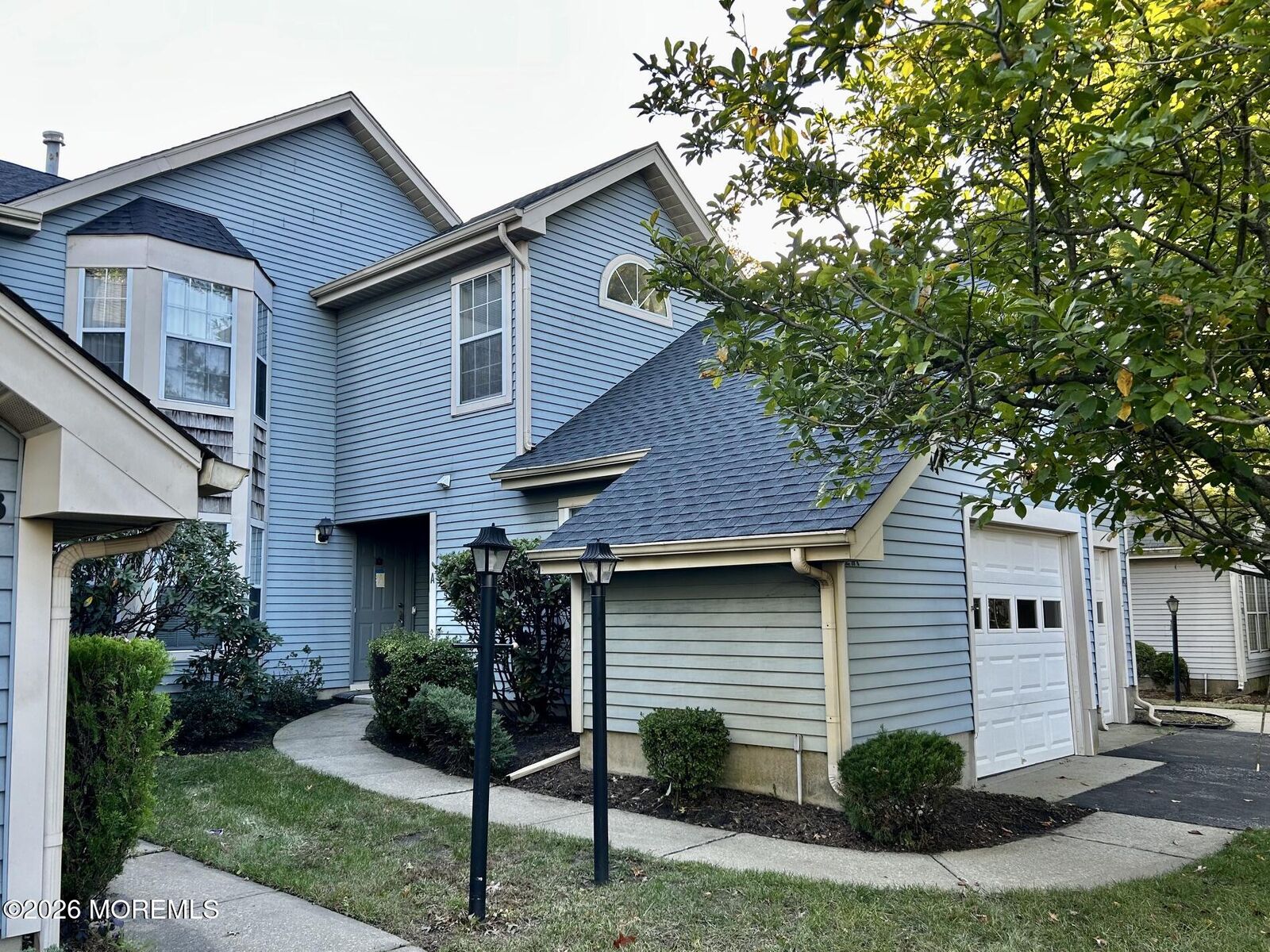 Property Photo:  24 Edinburgh Drive  NJ 08831 
