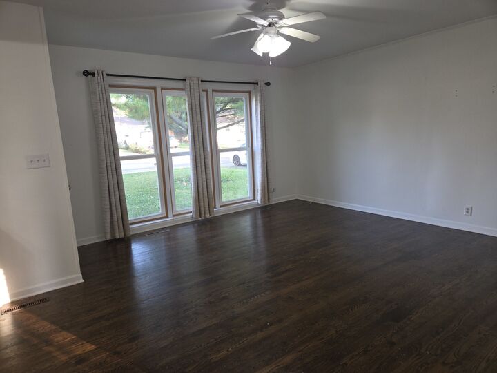 Property Photo:  207 Caddy Avenue  IL 60110 