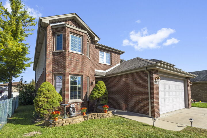 Property Photo:  5828 W 90th Street  IL 60453 