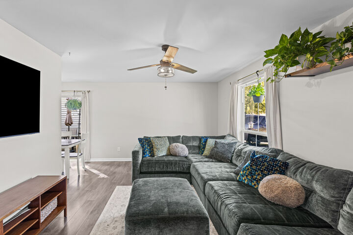 Property Photo:  130 Tealwood Road  IL 60538 