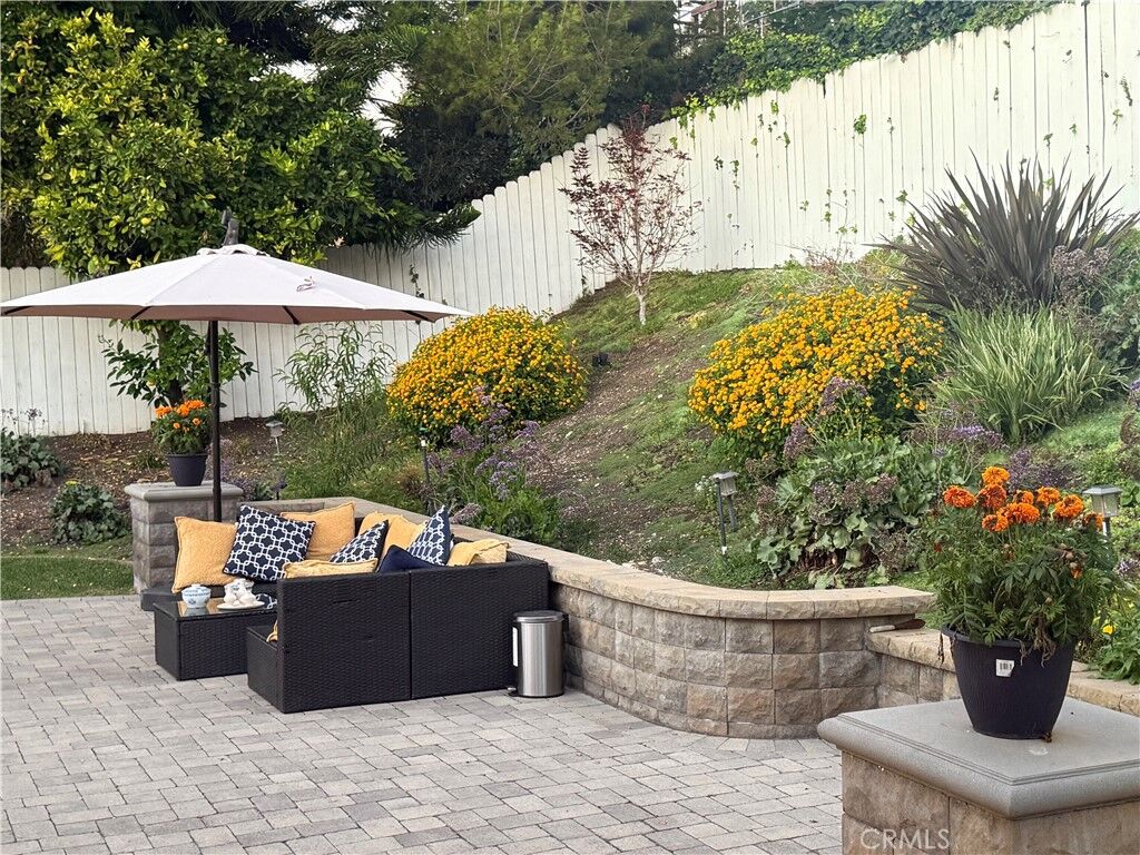 Property Photo: 30102 Via Rivera CA 90275