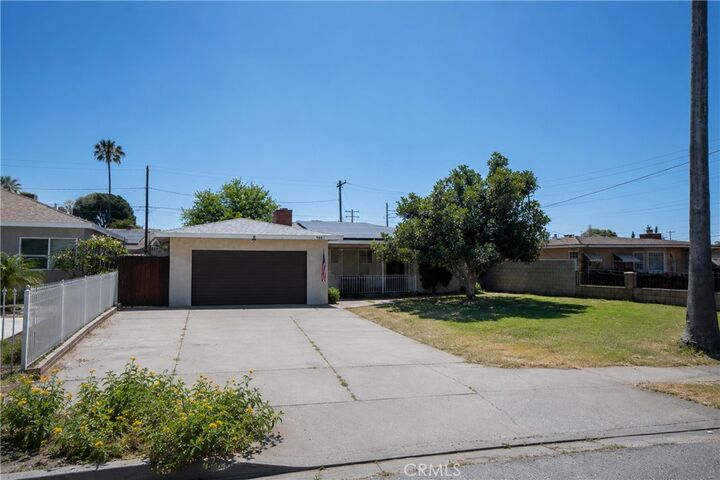 Property Photo: 9661 Tamarind Avenue CA 92335