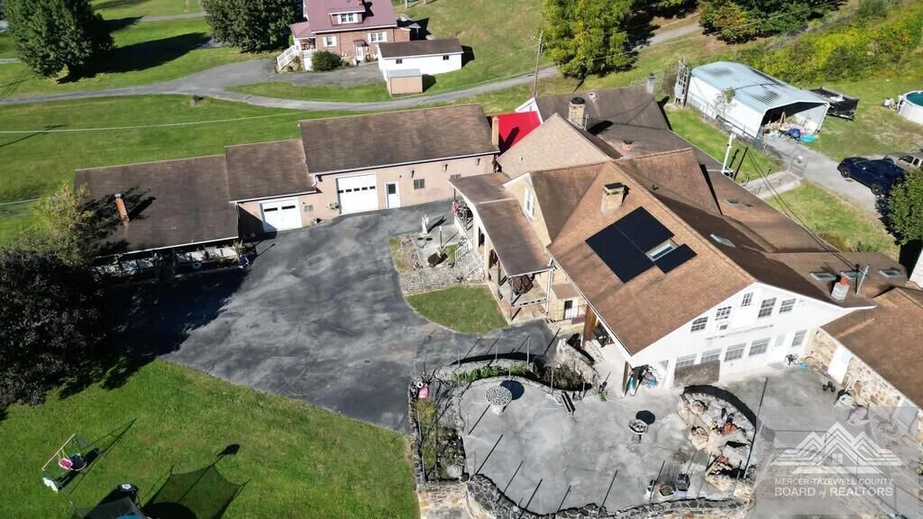 Property Photo:  1140 Glenwood Park Rd  WV 24739 