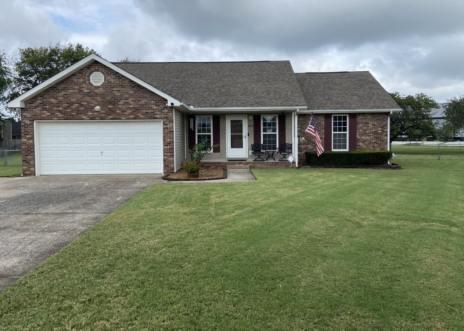 Property Photo:  1404 Elliott Ct  TN 37042 