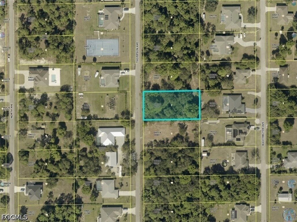 Property Photo:  510 Thompson Avenue  FL 33972 