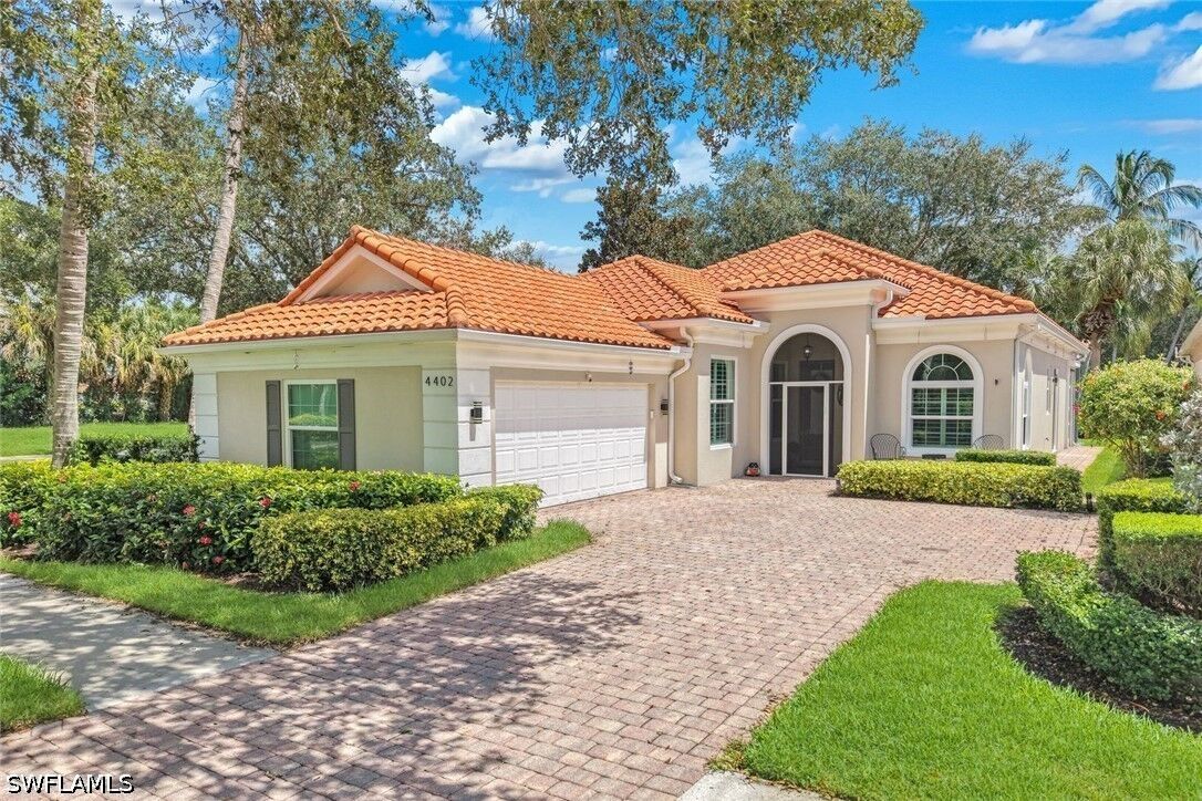 Property Photo:  4402 Prescott Lane  FL 34119 