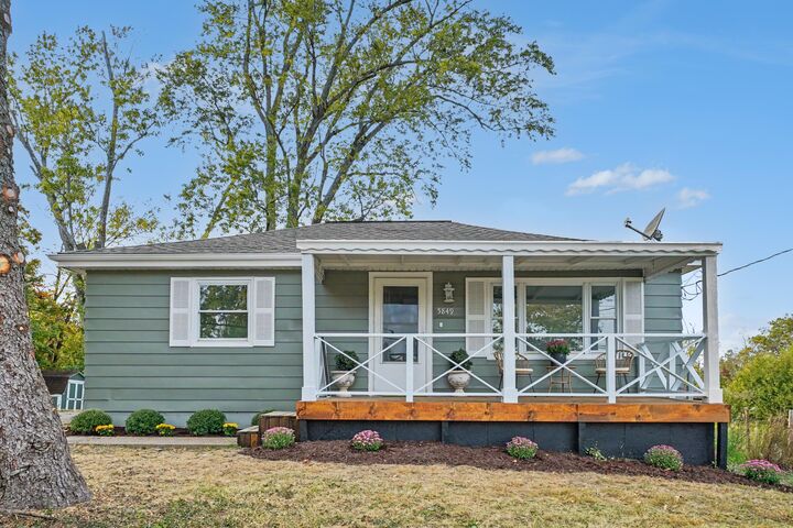 Property Photo:  5849 Garden Road  KY 41042 