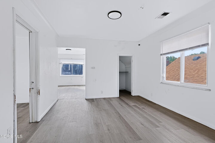 Property Photo: 3104 Franklin Avenue OH 43608