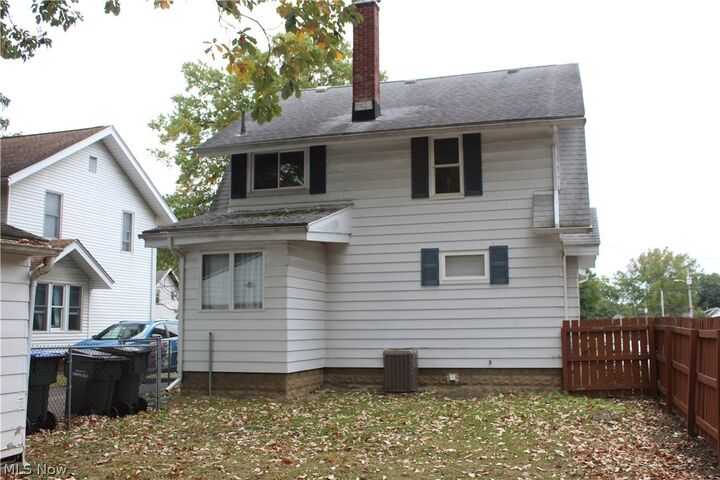 Property Photo: 1031 Sackett Avenue OH 44221