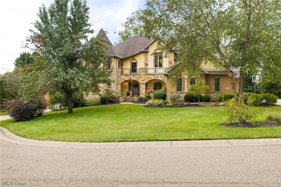 Property Photo:  2942 Torrey Pines Circle NW  OH 44708 