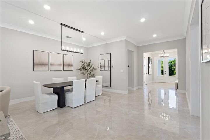 Property Photo:  240 Allamanda Way  FL 34114 