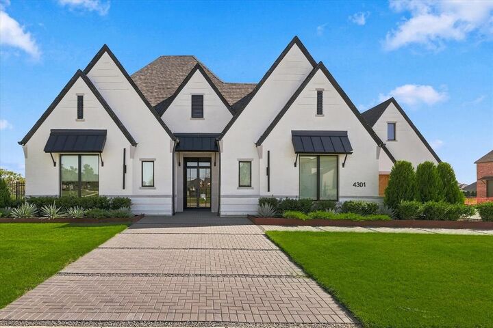 Property Photo:  4301 Corabelle Lane  TX 75078 