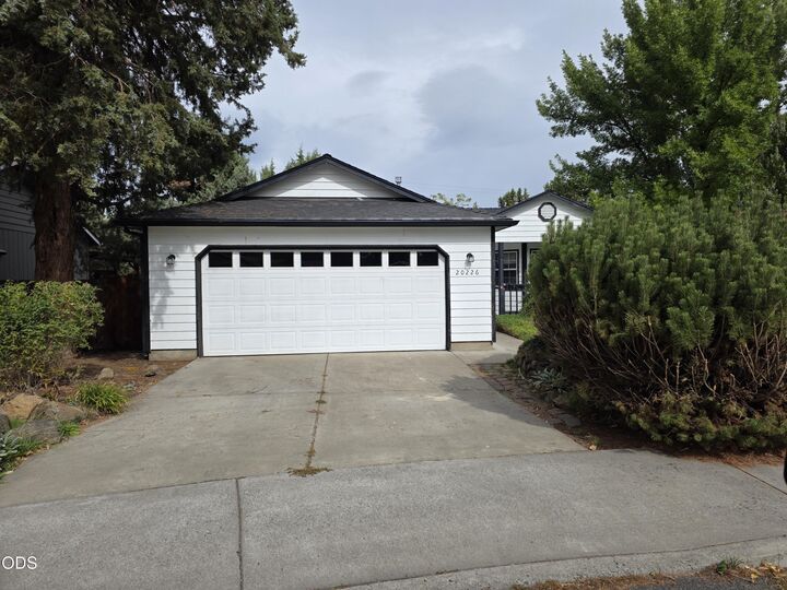 Property Photo:  20226 Star Ridge Court  OR 97703 