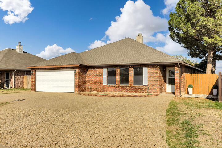 Property Photo: 5216 Arbor Court TX 79762