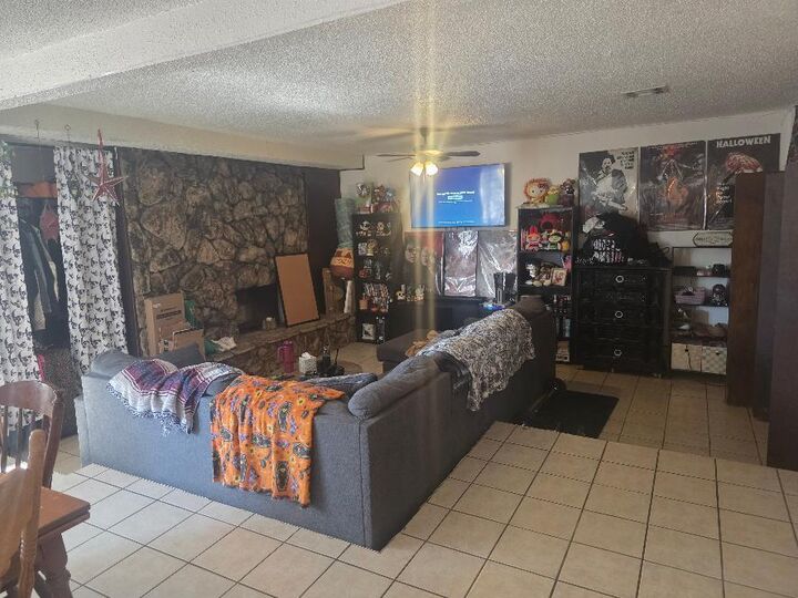 Property Photo: 1913 N Timber Avenue OK 73008