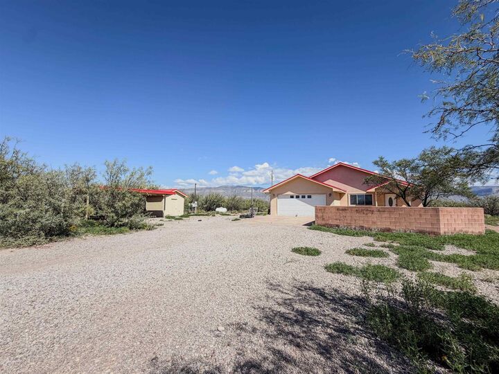 Property Photo:  5484 US Hwy 54S  NM 88310 