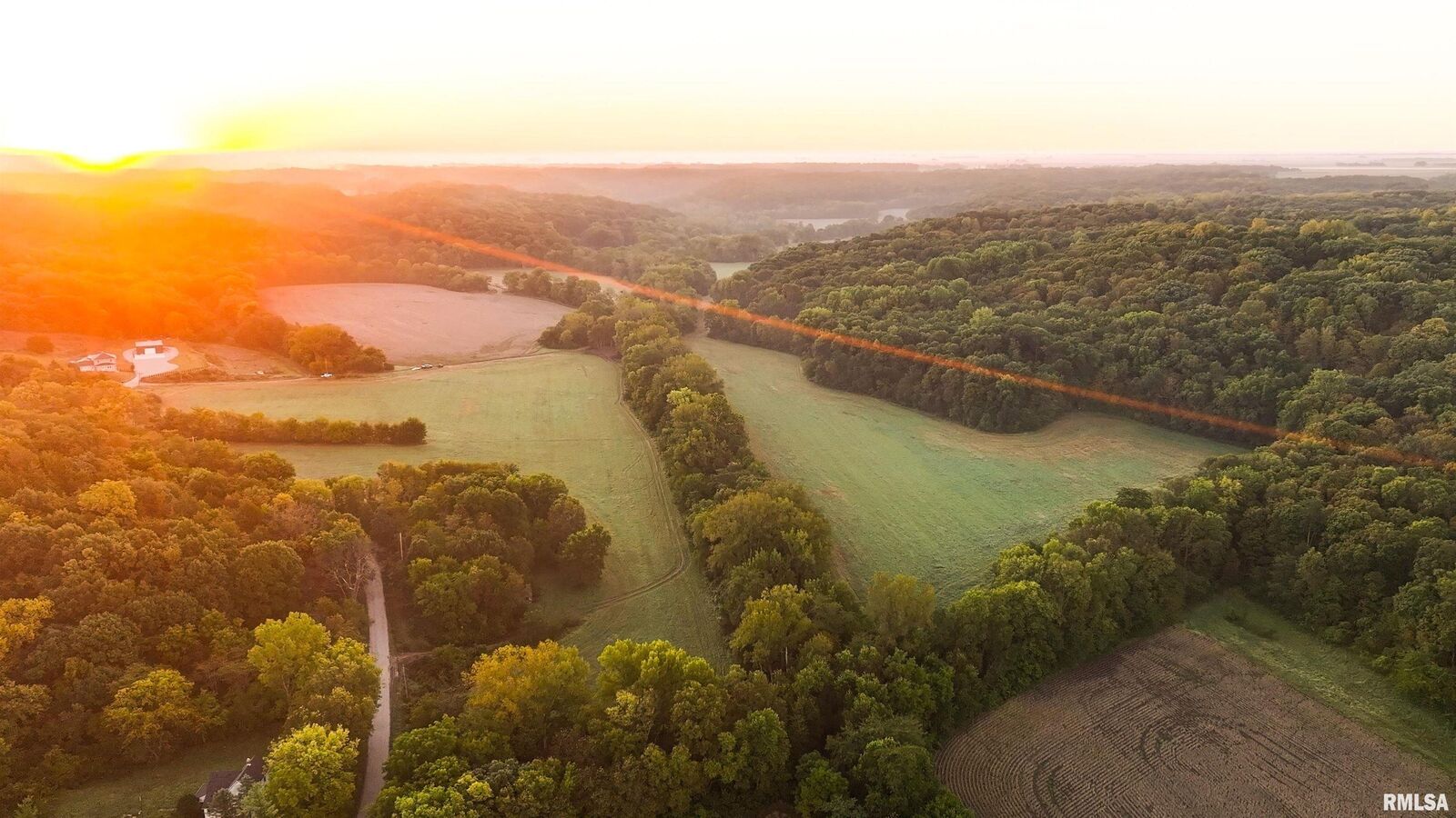 Property Photo:  0 N County Road 1000  IL 61540 