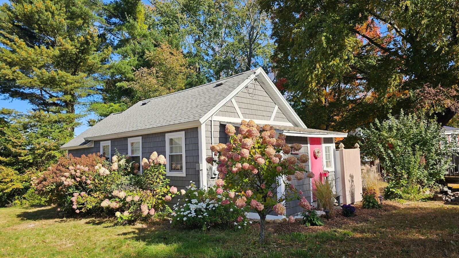 Property Photo:  5 Lakeshore Dr  MA 01081 