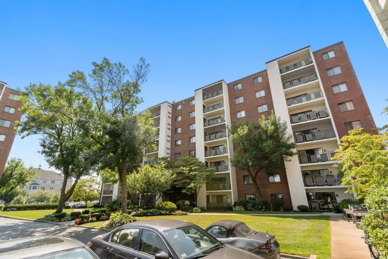 Property Photo: 22 Ninth Street 102 MA 02155