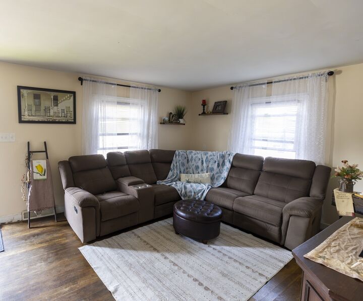 Property Photo: 118 Ararat St MA 01606