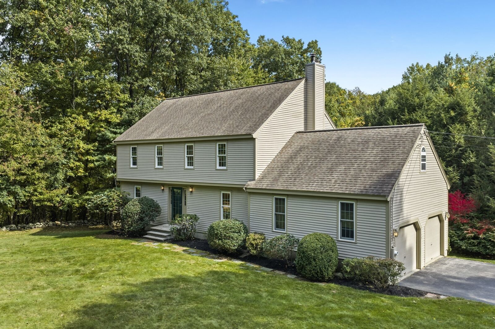 Property Photo:  159 Walnut St  MA 01545 
