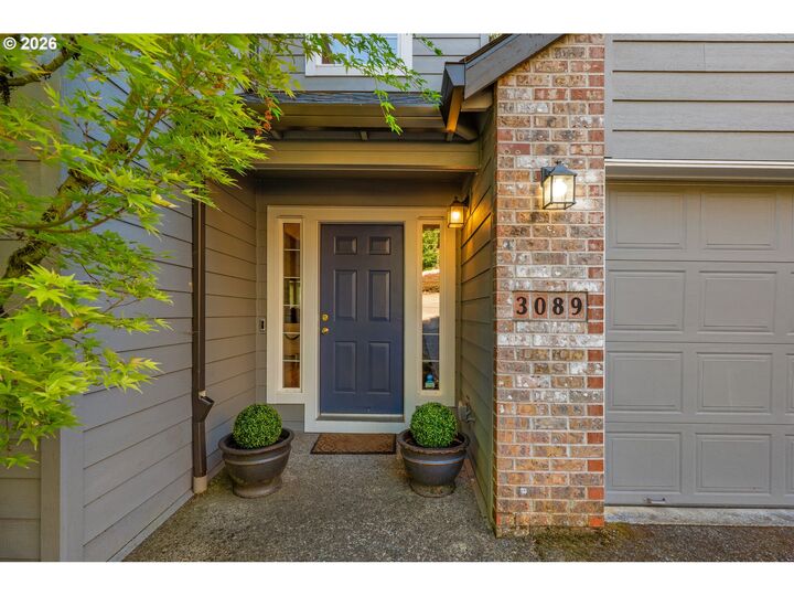 Property Photo:  3089 SW 84th Pl  OR 97225 