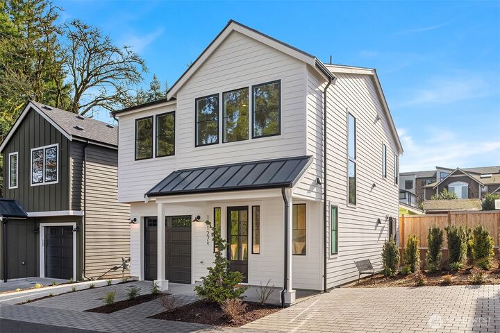 Property Photo:  13123 NE 87th Lane  WA 98033 
