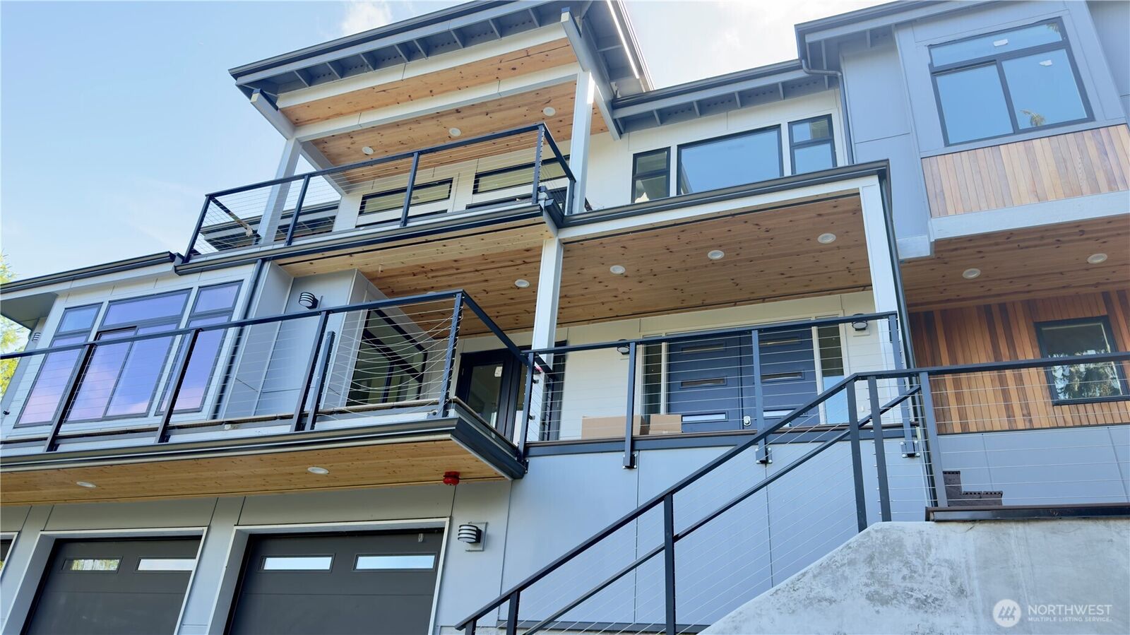Property Photo:  23818 SE 59th Street  WA 98029 