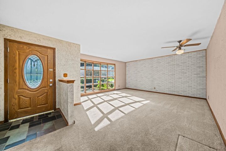 Property Photo: 4834 Chesterfield Avenue IL 61109