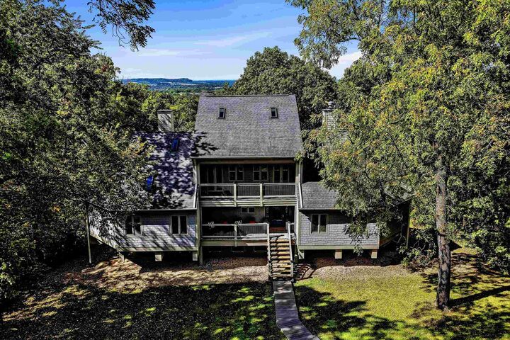 Property Photo:  18 Lookout Trace  IL 61036 