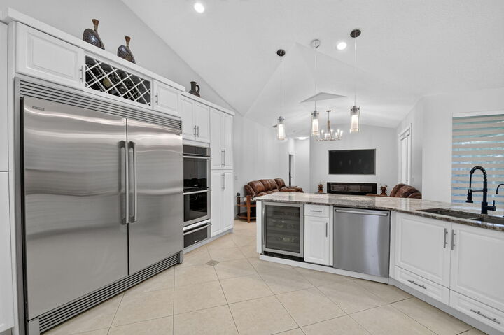 Property Photo: 2676 Yarmouth Drive FL 33414