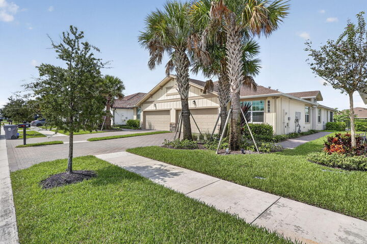 Property Photo:  1243 Tangled Orchard Trace  FL 33470 