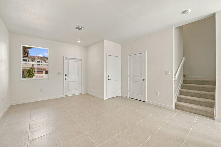 Property Photo: 2530 SE 25 Drive FL 33035