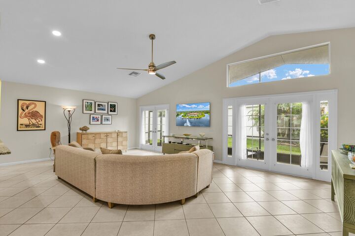 Property Photo: 7332 Tonga Court FL 33437