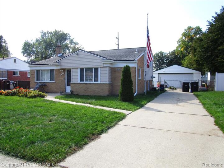 Property Photo: 19823 Weyher Street MI 48152