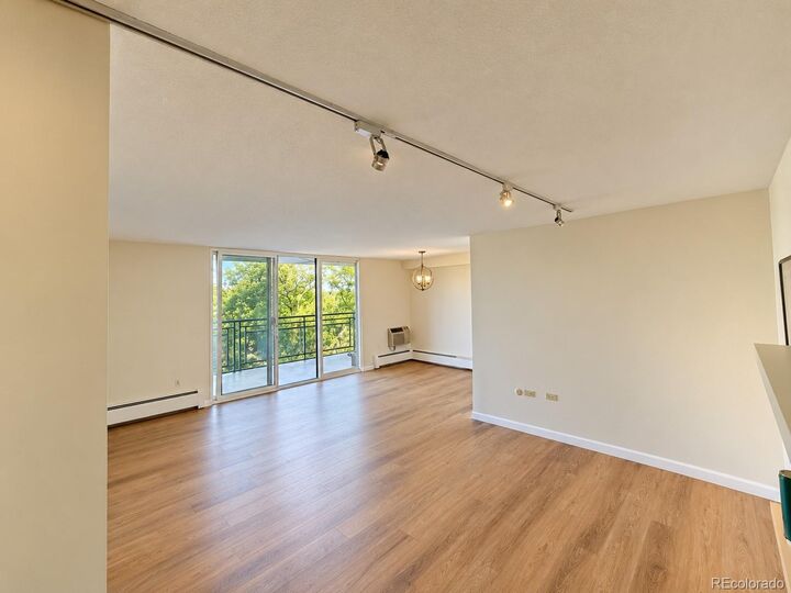 Property Photo: 909 N Lafayette Street 403 CO 80218