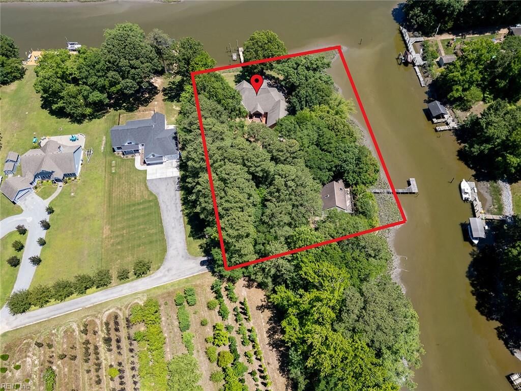 Property Photo:  5286 Bennetts Pasture Rd  VA 23435 
