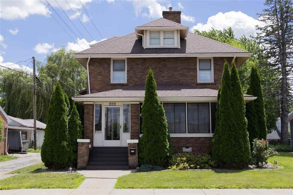 Property Photo:  221 W South Street  IN 47394 