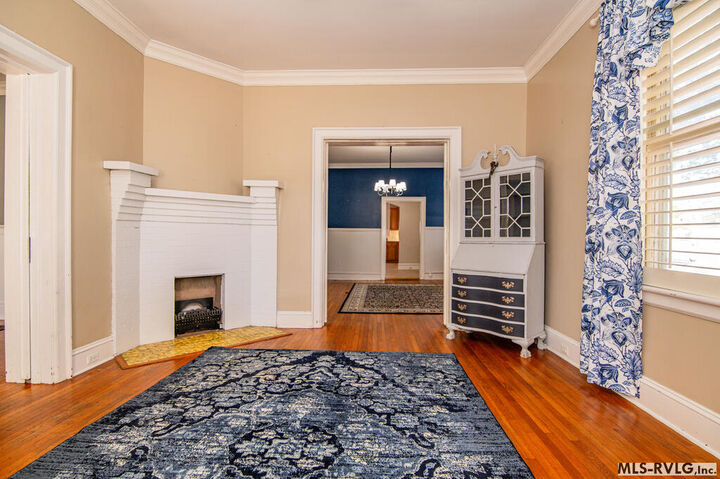 Property Photo:  425 Roanoke Ave  NC 27870 