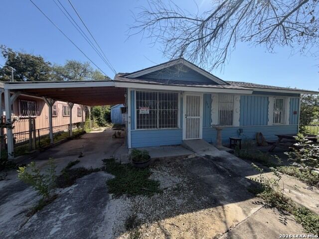 Property Photo:  326 S San Joaquin Ave  TX 78237 