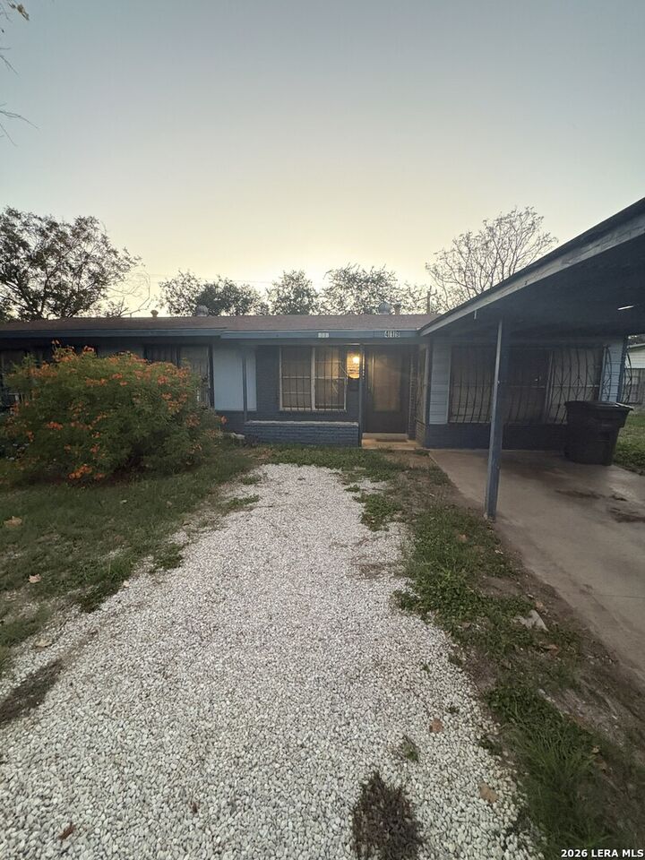 Property Photo:  419 Upland Rd  TX 78220 