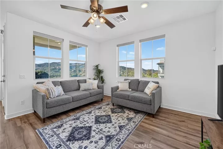 Property Photo: 1500 Lasso Way 304 CA 92694